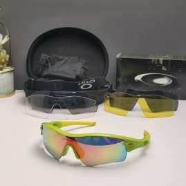 Picture of Oakley Sunglasses _SKUfw66124420fw